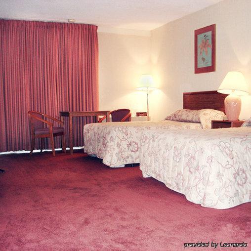 Bravo Inn Greensboro Jamestown Habitación foto